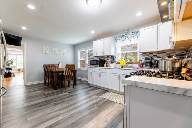 5801 S TALMAN Avenue, Chicago, IL 60629