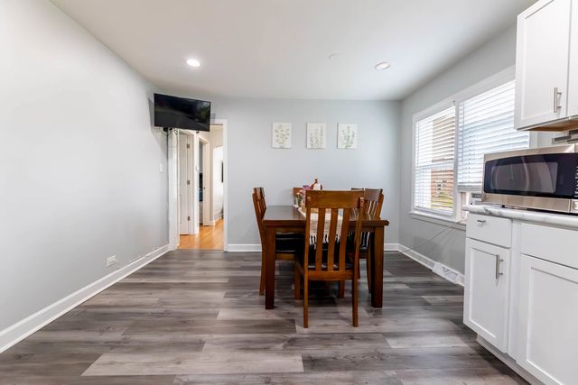 5801 S TALMAN Avenue, Chicago, IL 60629
