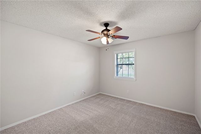 3215 Huntington Cove, Russellville, AR 72802
