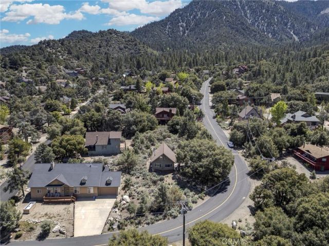 2028 Linden Drive, Pine Mountain Club, CA 93222