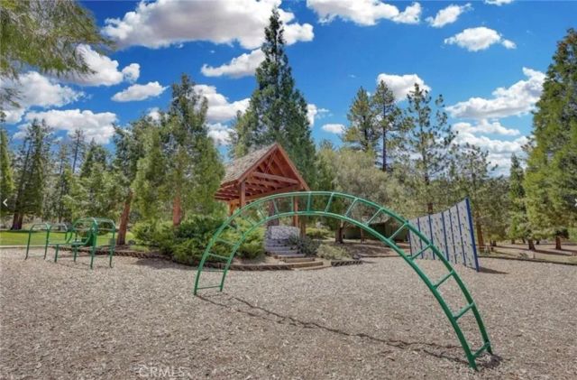2028 Linden Drive, Pine Mountain Club, CA 93222