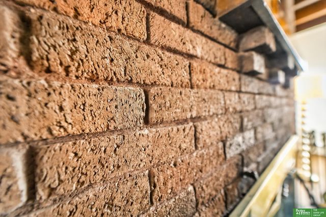 5115 Davenport Street, Omaha, NE 68132