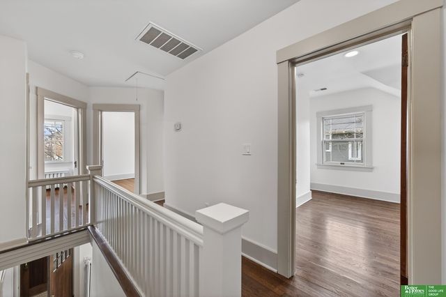 5115 Davenport Street, Omaha, NE 68132