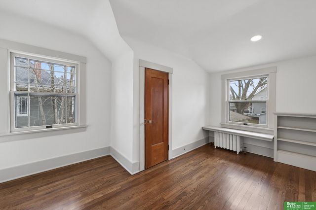 5115 Davenport Street, Omaha, NE 68132