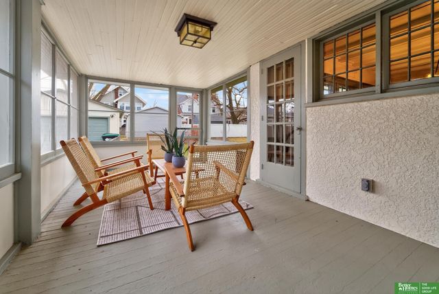 5115 Davenport Street, Omaha, NE 68132