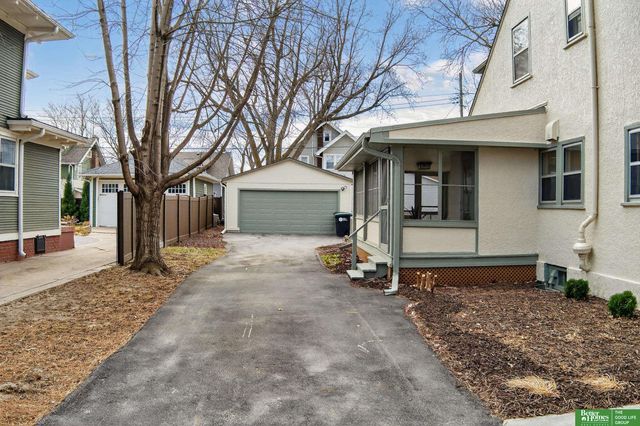 5115 Davenport Street, Omaha, NE 68132