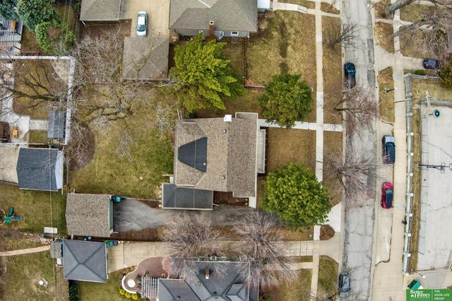 5115 Davenport Street, Omaha, NE 68132