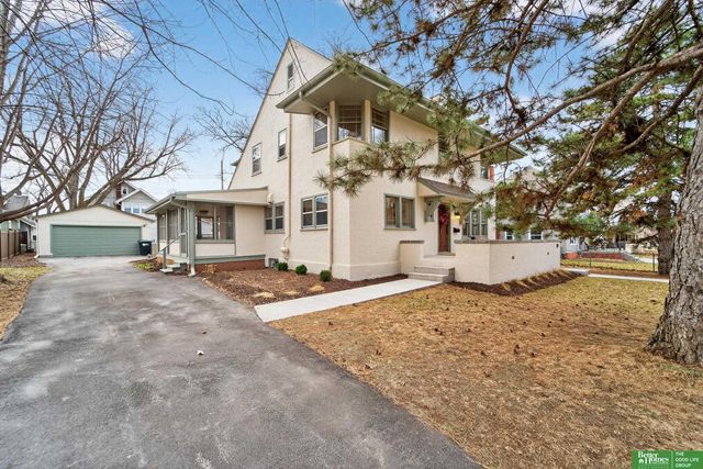 5115 Davenport Street, Omaha, NE 68132