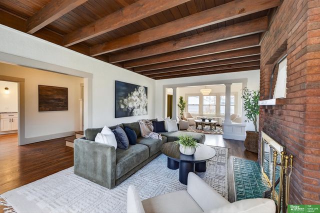 5115 Davenport Street, Omaha, NE 68132