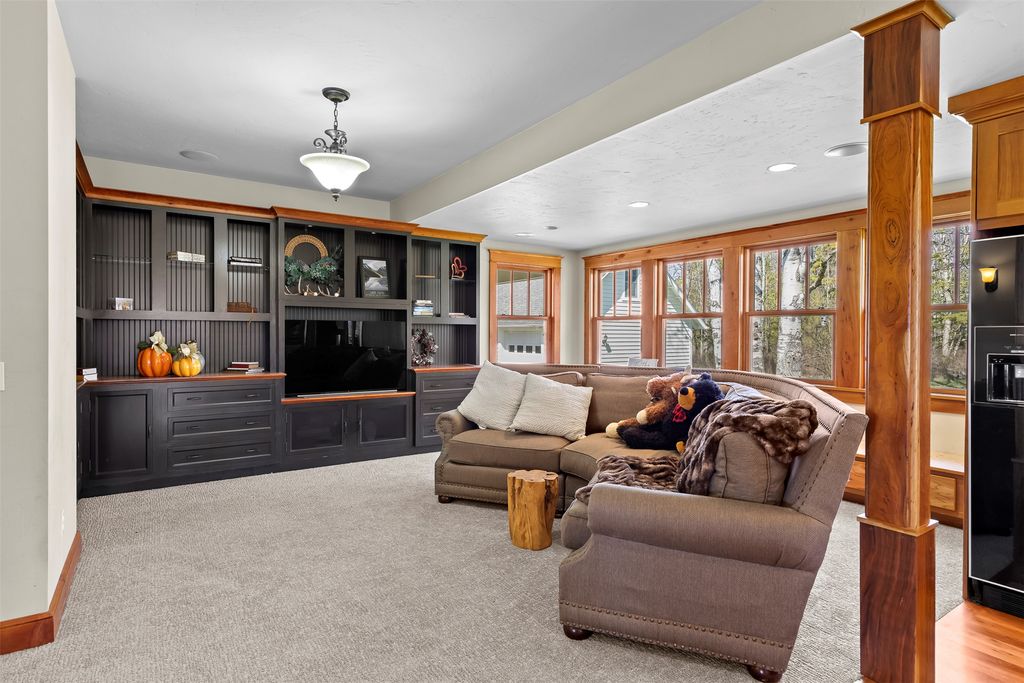 255 Sonstelie Lane, Kalispell, MT 59901 photo 17