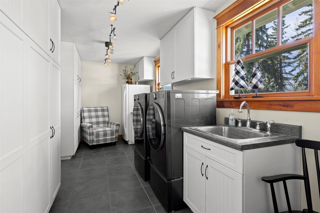 255 Sonstelie Lane, Kalispell, MT 59901 photo 21