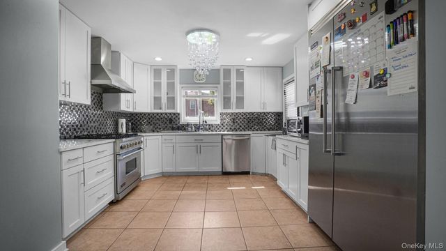 14962 Powells Cove Boulevard, Whitestone, NY 11357