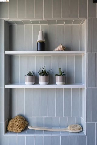 477 49Th St, Oakland, CA 94609