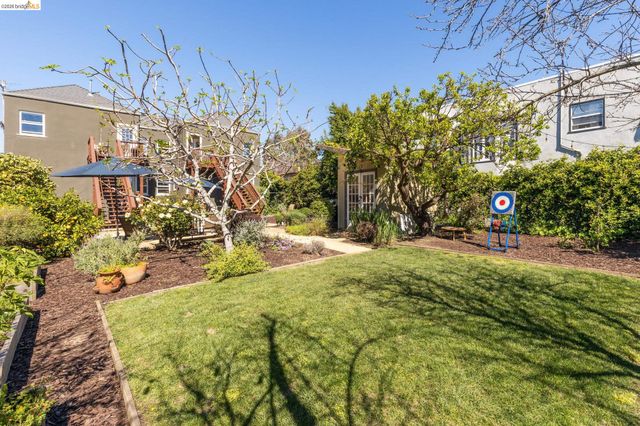 477 49Th St, Oakland, CA 94609