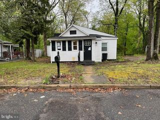 32 S CLEMENTON AVE, Clementon, NJ 08021