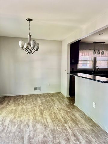 1753 N Silvery Lane, Dearborn City, MI 48128