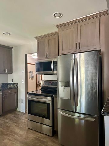 1753 N Silvery Lane, Dearborn City, MI 48128