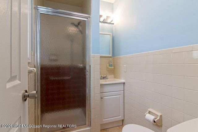 12 Paradise Boulevard, Toms River, NJ 08757