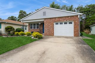 12 Paradise Boulevard, Toms River, NJ 08757