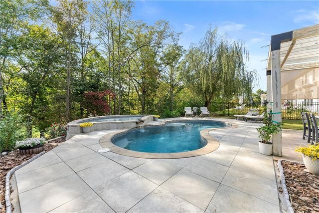 6021 Ash Hill Place, Hoschton, GA 30548