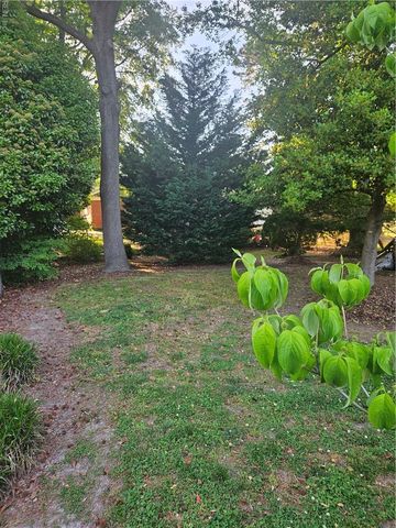 1529 Wood AVE, Chesapeake, VA 23325