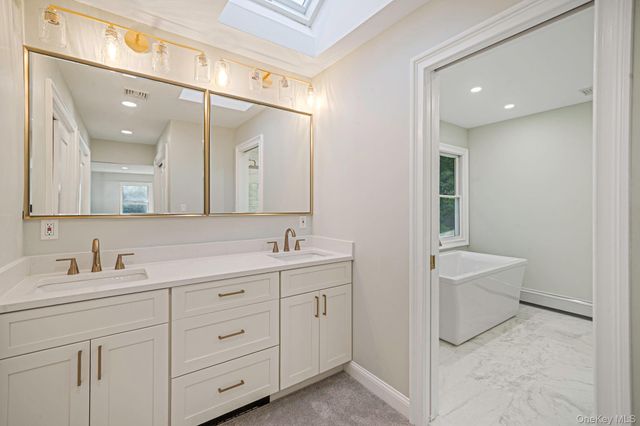10 Springmeadow Drive, Kings Park, NY 11754