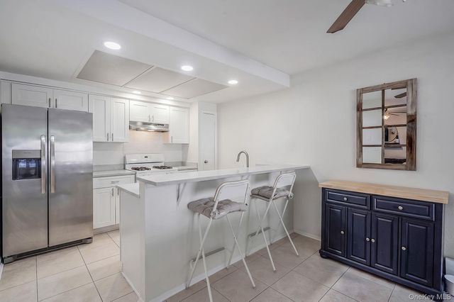 10 Springmeadow Drive, Kings Park, NY 11754