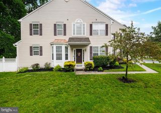 124 RITTENHOUSE DR, Deptford, NJ 08096