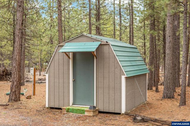 15815 Dawn Rd, La Pine, OR 97739