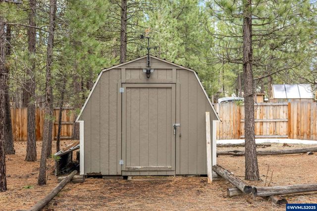 15815 Dawn Rd, La Pine, OR 97739