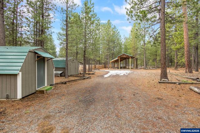 15815 Dawn Rd, La Pine, OR 97739