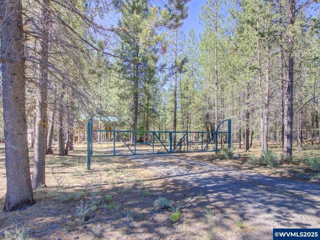 15815 Dawn Rd, La Pine, OR 97739