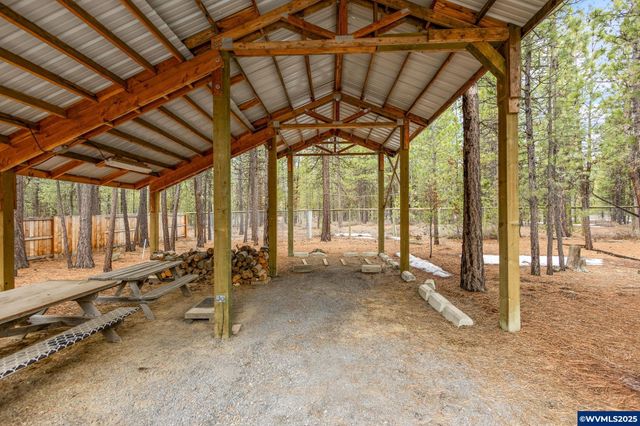 15815 Dawn Rd, La Pine, OR 97739