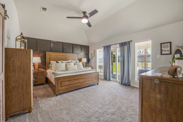 210 Southview Drive, Hudson Oaks, TX 76087