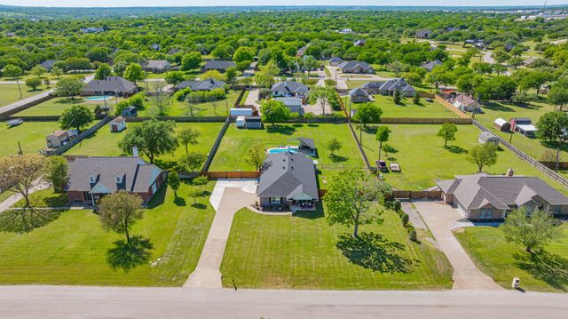 210 Southview Drive, Hudson Oaks, TX 76087