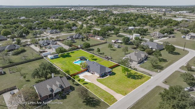 210 Southview Drive, Hudson Oaks, TX 76087