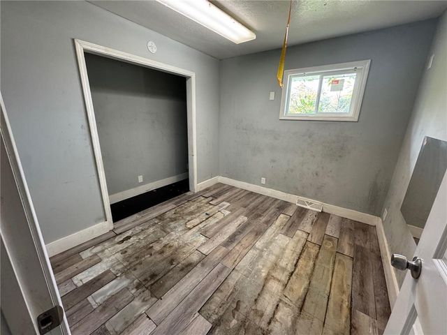 7123 E 106th Terrace, Kansas City, MO 64134