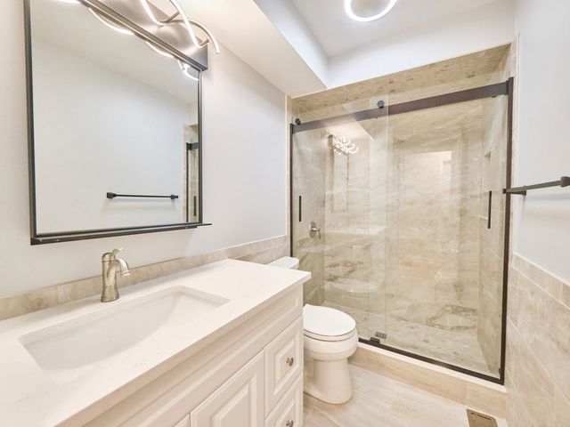 18207 Ravisloe Terrace, Country Club Hills, IL 60478