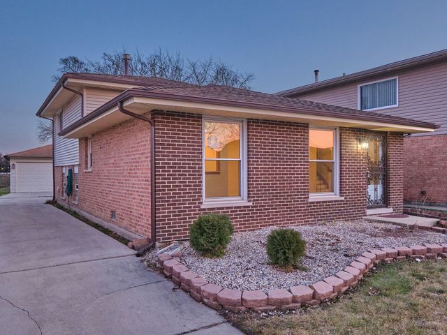 18207 Ravisloe Terrace, Country Club Hills, IL 60478