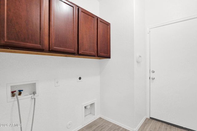 411 E CHRISTOPHER Street, San Tan Valley, AZ 85140