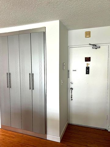 3522 NE 171st Street 202, North Miami Beach, FL 33160