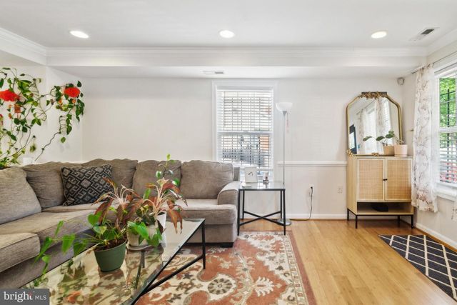 5310 B ST SE, Washington, DC 20019