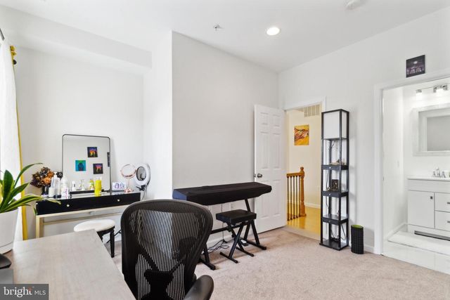 5310 B ST SE, Washington, DC 20019