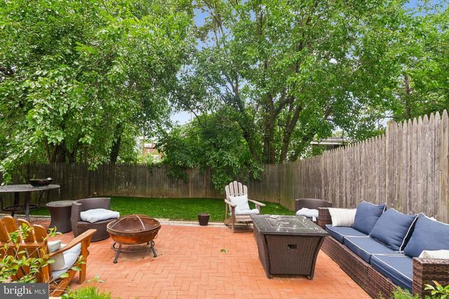 5310 B ST SE, Washington, DC 20019