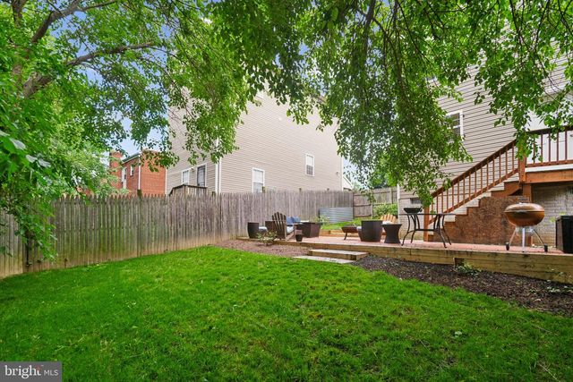 5310 B ST SE, Washington, DC 20019