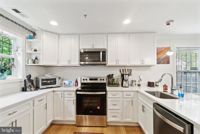 5310 B ST SE, Washington, DC 20019