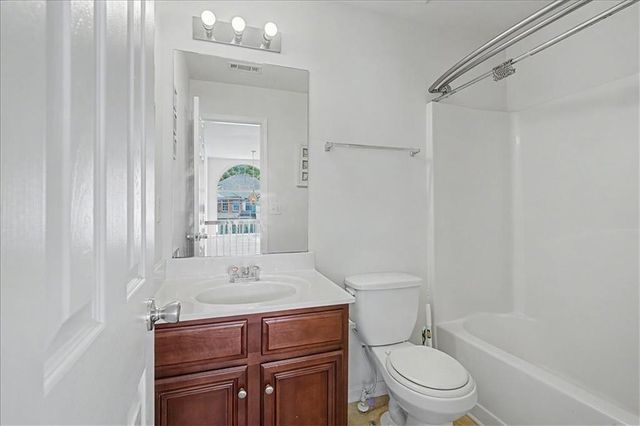 614 Maltese Drive, Atlanta, GA 30349