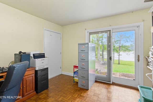 605 S Lake Drive A, Oneida, TN 37841