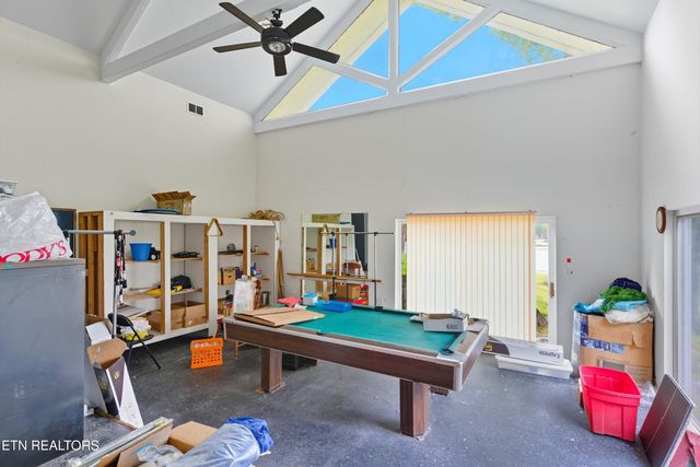 605 S Lake Drive A, Oneida, TN 37841