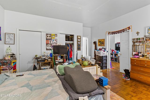 605 S Lake Drive A, Oneida, TN 37841